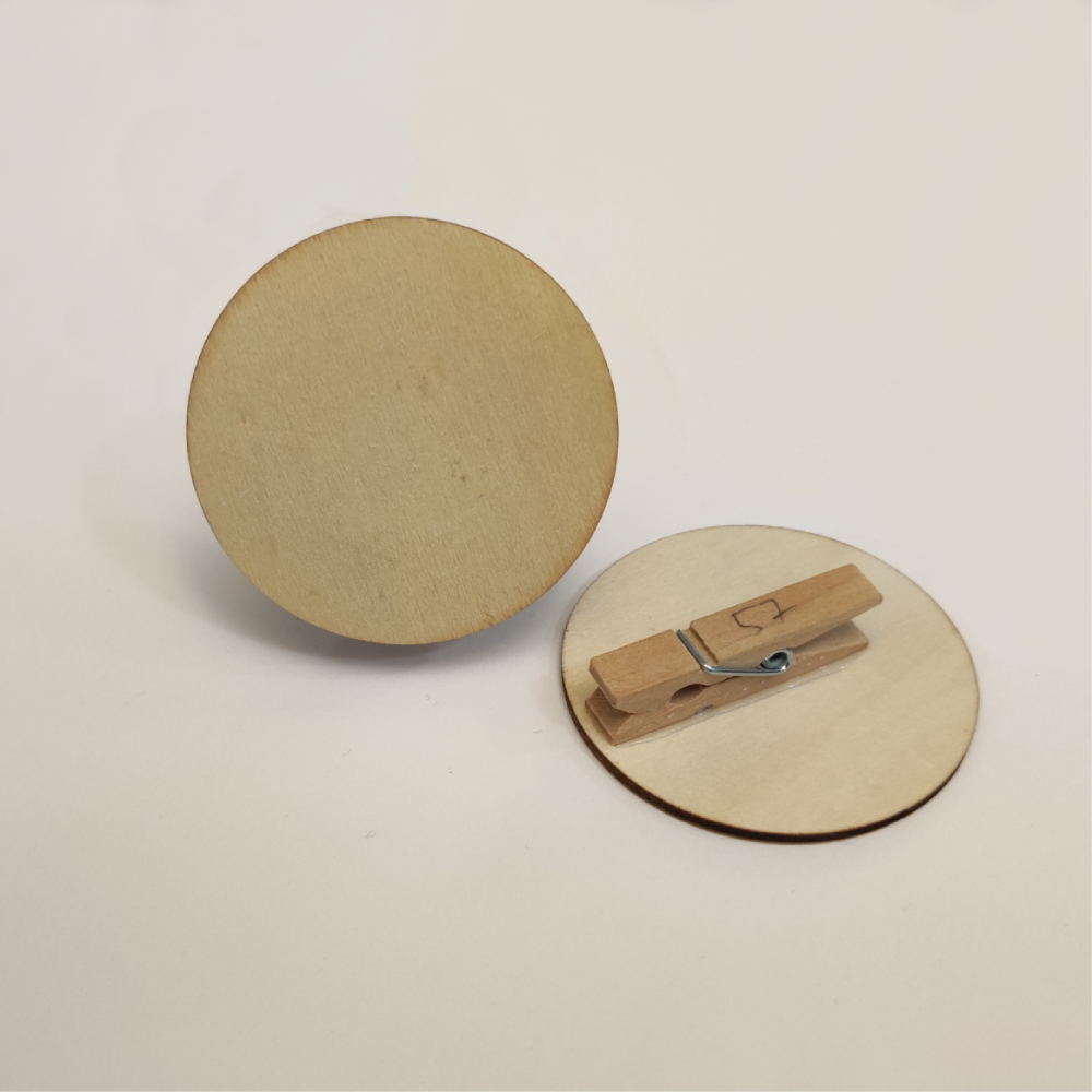 Runde Abstimm-Anstecker aus Holz