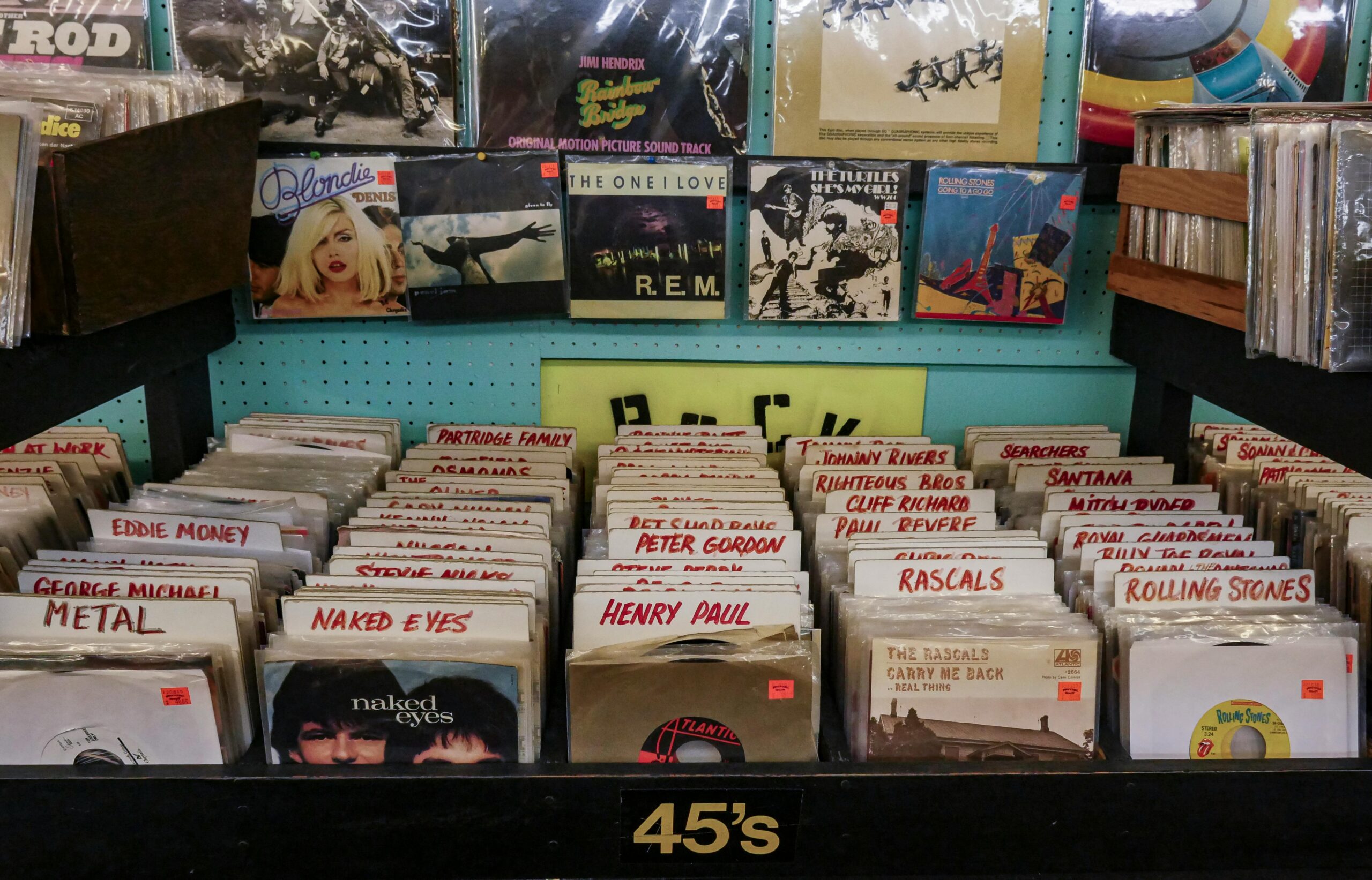 Vinyl als Herz der klassischen Jukebox