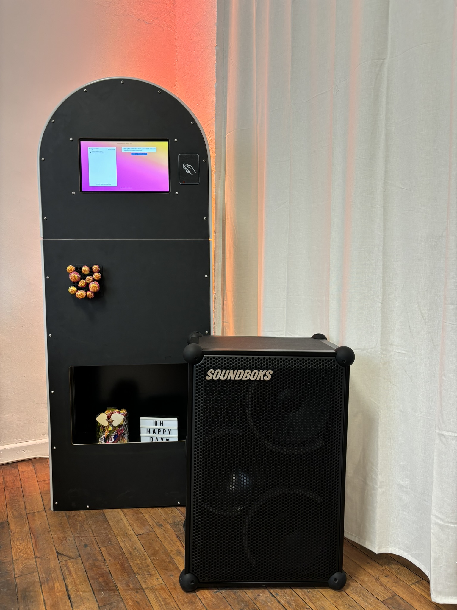 Individuell bemalte Jukebox-3000