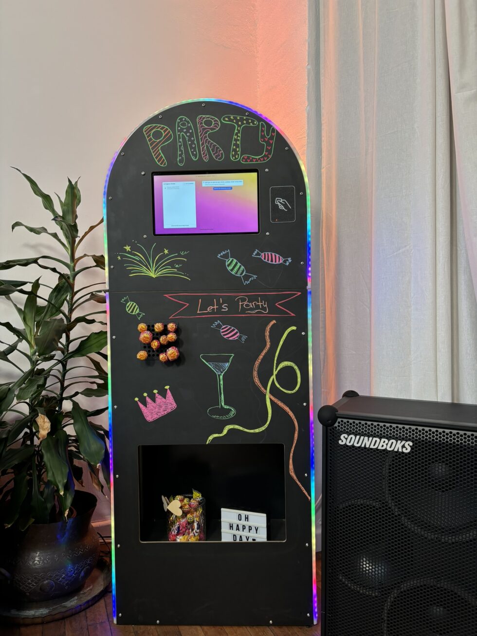 Bemalte Jukebox auf der Hochzeitsparty