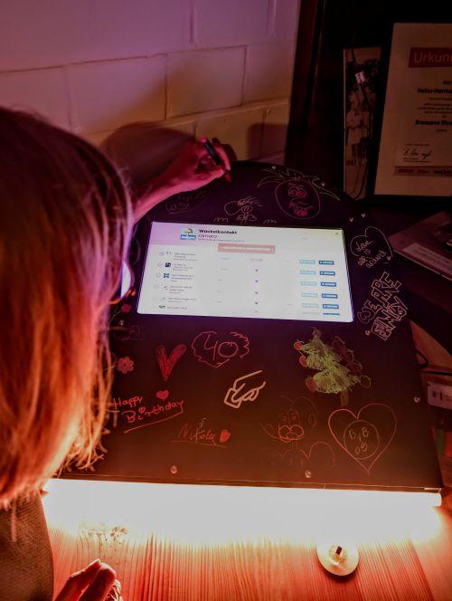 Jukebox in gemütlicher Atmosphäre mit personalisierten Botschaften